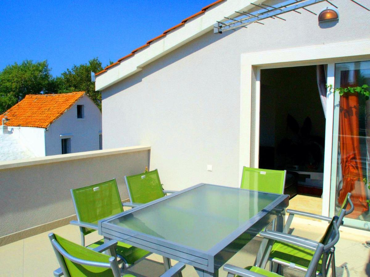 House Merlin Baška Voda Kültér fotó